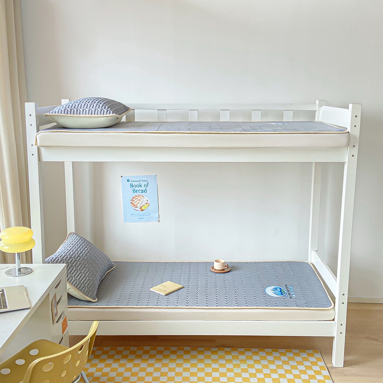 91家纺网 家纺一手货源 找家纺 奇丝雅 026新款夏季A类乳胶凉席冰丝席冰丝凉席学生宿舍单人席子软可机洗凉席-学生床 银灰