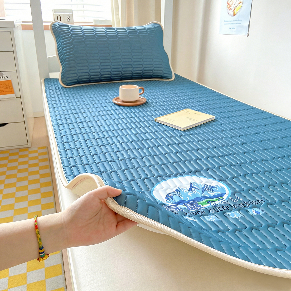 91家纺网 家纺一手货源 找家纺 （总）奇丝雅 026新款夏季A类乳胶凉席冰丝席冰丝凉席学生宿舍单人席子软可机洗凉席-学生床