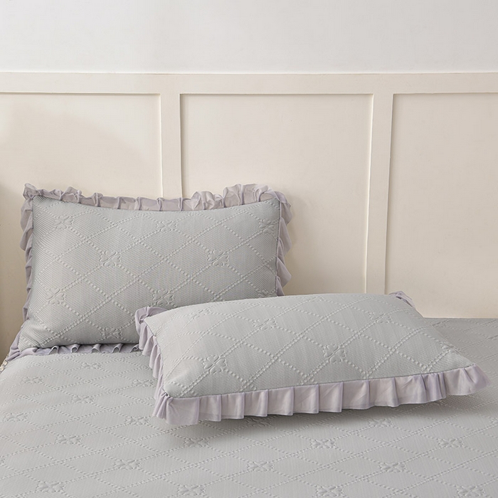 91家纺网 家纺一手货源 找家纺 畅畅家纺  2026新款网红爆款夏季立体爱心冰豆豆凉席床裙款三件套 爱心-灰