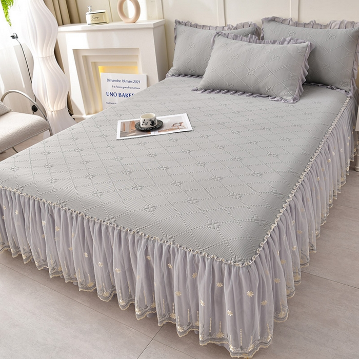 91家纺网 家纺一手货源 找家纺 畅畅家纺  2026新款网红爆款夏季立体爱心冰豆豆凉席床裙款三件套 爱心-灰