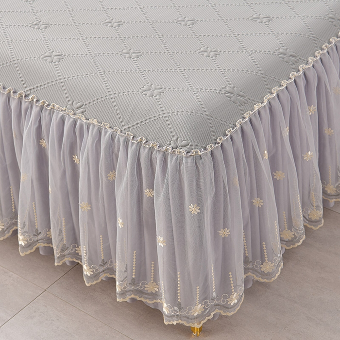 91家纺网 家纺一手货源 找家纺 畅畅家纺  2026新款网红爆款夏季立体爱心冰豆豆凉席床裙款三件套 爱心-灰