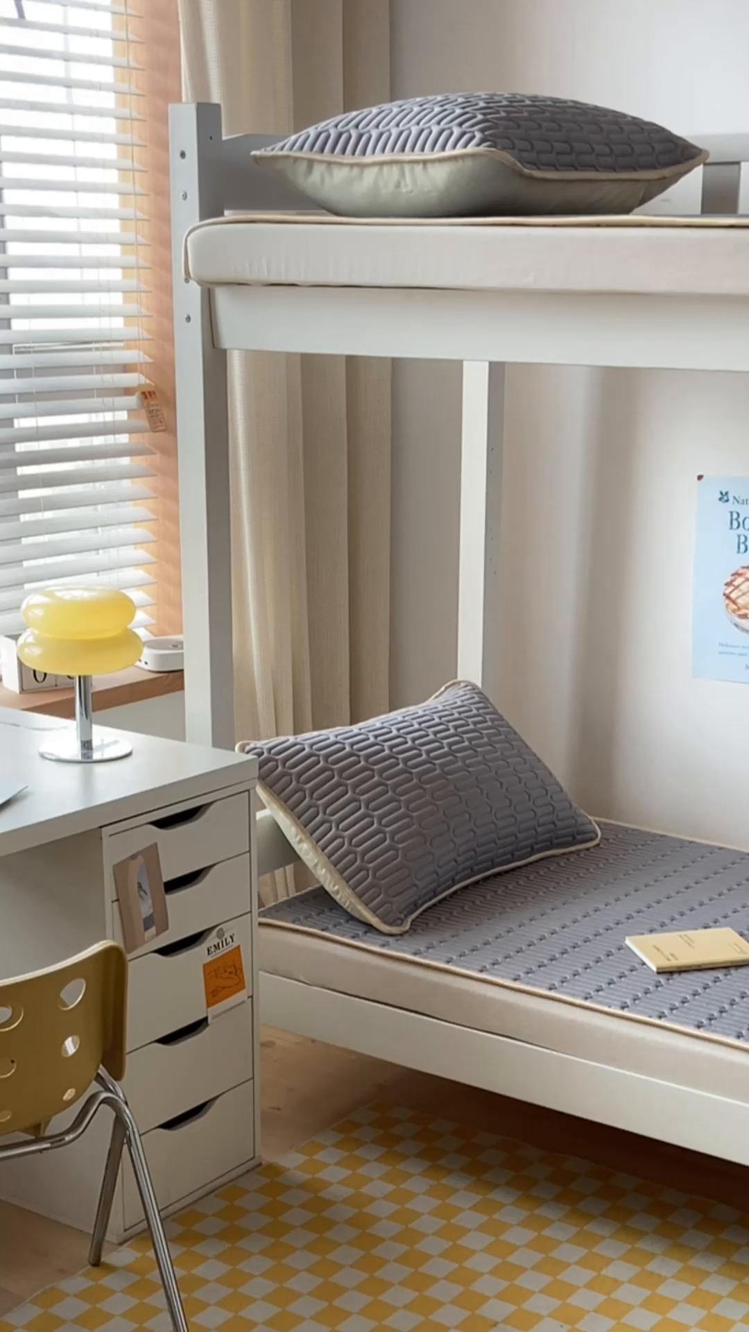 91家纺网 家纺一手货源 找家纺 奇丝雅 026新款夏季A类乳胶凉席冰丝席冰丝凉席学生宿舍单人席子软可机洗凉席-学生床 银灰