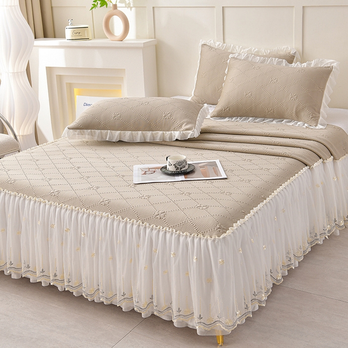 91家纺网 家纺一手货源 找家纺 畅畅家纺  2026新款网红爆款夏季立体爱心冰豆豆凉席床裙款三件套 爱心-咖