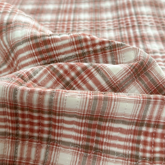 91家纺网 家纺一手货源 找家纺 梦精灵家纺 2026新款全棉床盖单件色织水洗棉绗缝夹棉床单 四季通用榻米防滑学生宿舍单人被套枕套 利奥红