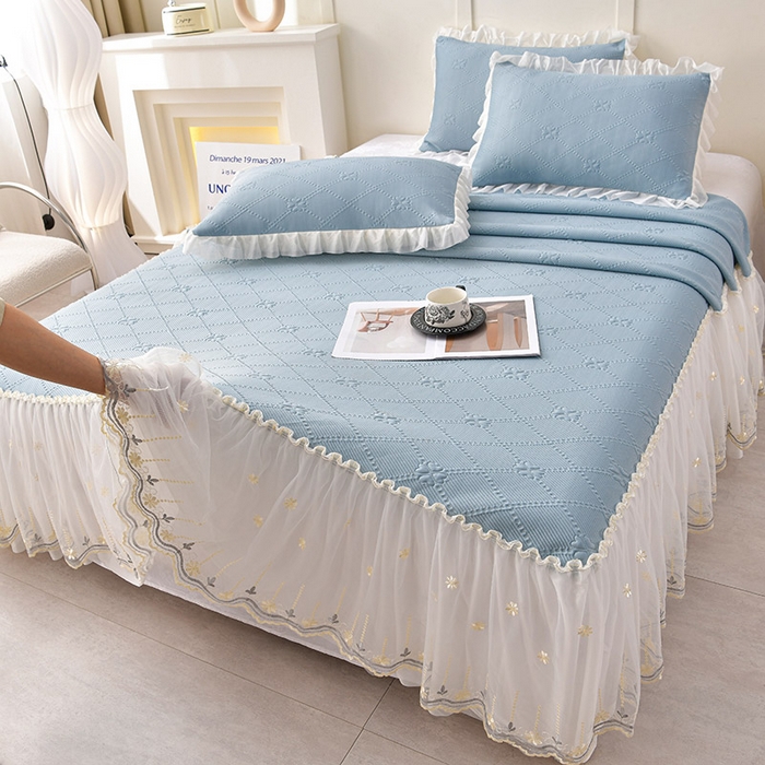 91家纺网 家纺一手货源 找家纺 畅畅家纺  2026新款网红爆款夏季立体爱心冰豆豆凉席床裙款三件套 爱心-蓝