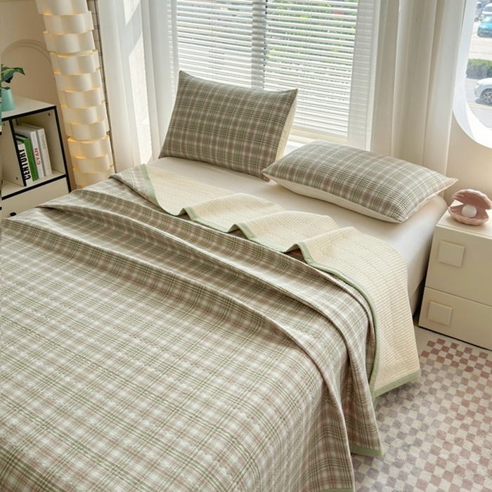 91家纺网 家纺一手货源 找家纺 梦精灵家纺 2026新款全棉床盖单件色织水洗棉绗缝夹棉床单 四季通用榻米防滑学生宿舍单人被套枕套 利奥绿