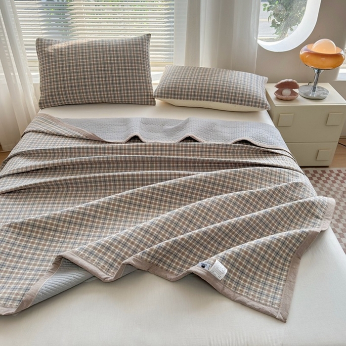 91家纺网 家纺一手货源 找家纺 梦精灵家纺 2026新款全棉床盖单件色织水洗棉绗缝夹棉床单 四季通用榻米防滑学生宿舍单人被套枕套 可颂咖