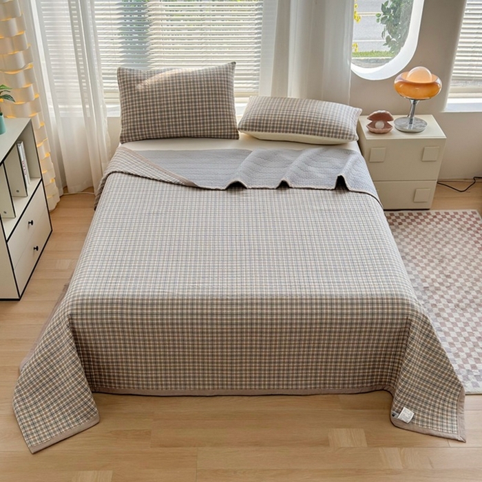 91家纺网 家纺一手货源 找家纺 梦精灵家纺 2026新款全棉床盖单件色织水洗棉绗缝夹棉床单 四季通用榻米防滑学生宿舍单人被套枕套 可颂咖