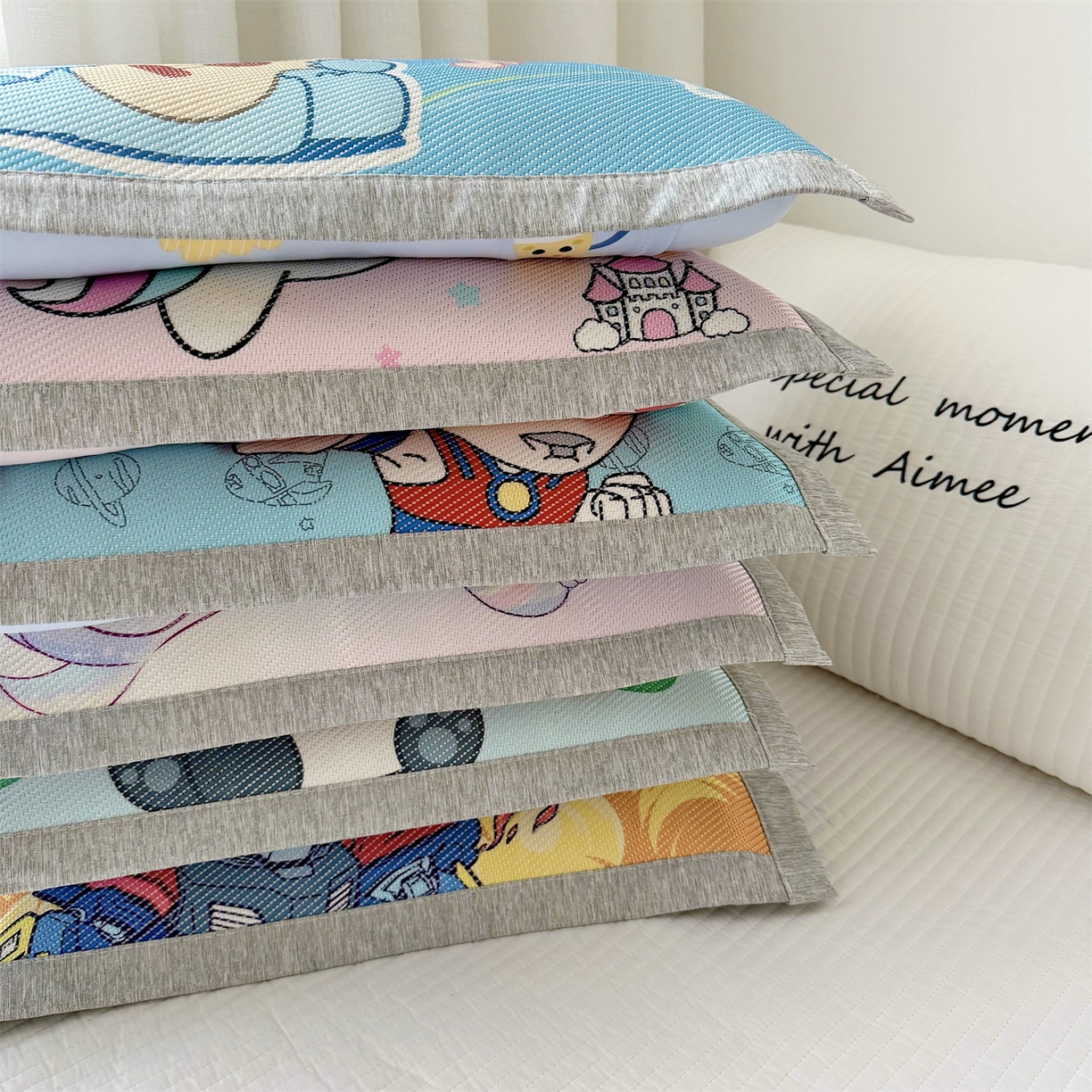 91家纺网 家纺一手货源 找家纺 （总）萌宝家纺 夏季A类大版儿童冰藤枕套夏季双面枕头幼儿园冰藤枕套儿童冰丝枕头