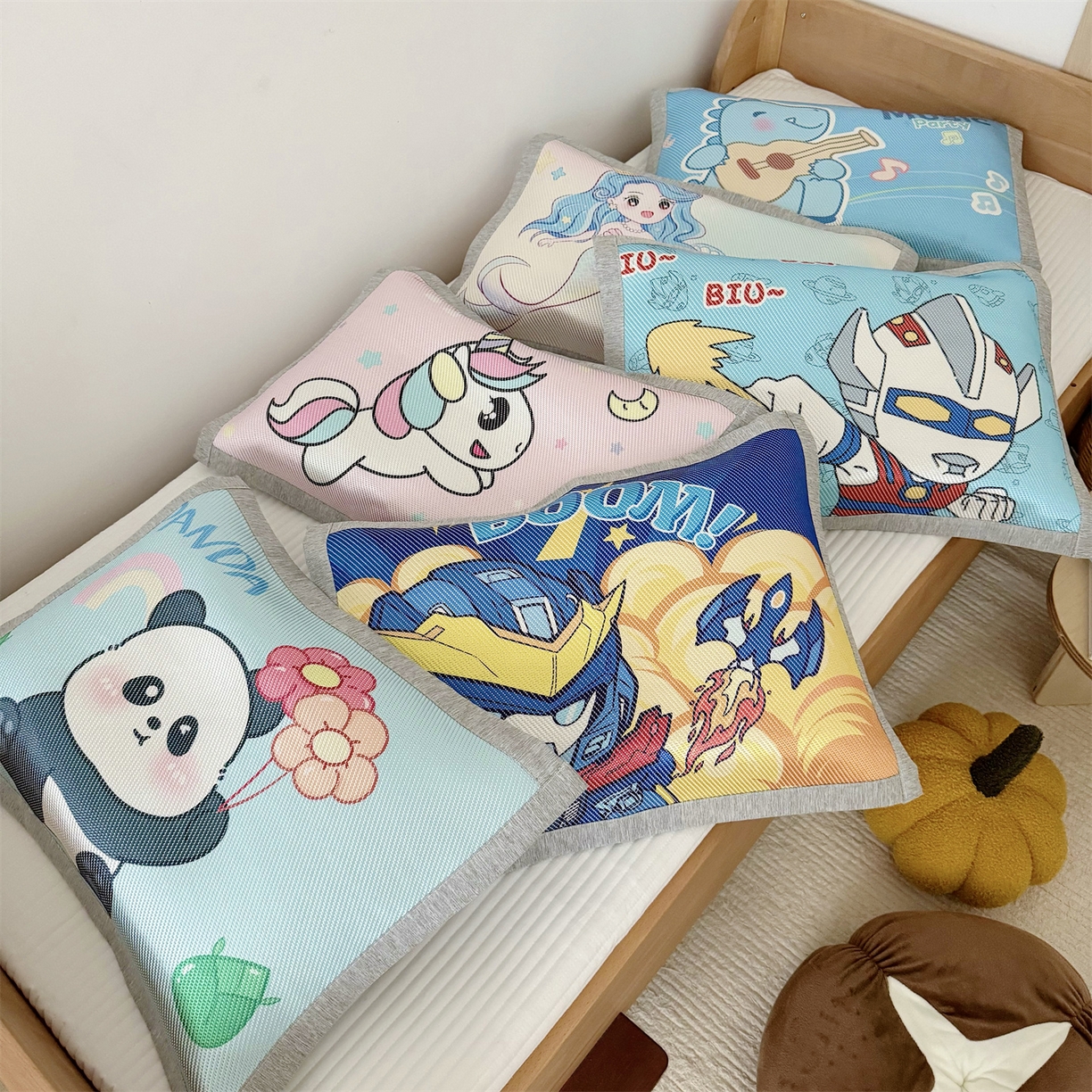 91家纺网 家纺一手货源 找家纺 （总）萌宝家纺 夏季A类大版儿童冰藤枕套夏季双面枕头幼儿园冰藤枕套儿童冰丝枕头