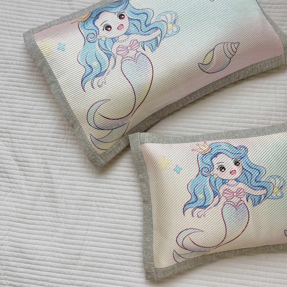 91家纺网 家纺一手货源 找家纺 萌宝家纺 夏季A类大版儿童冰藤枕套夏季双面枕头幼儿园冰藤枕套儿童冰丝枕头 人鱼公主