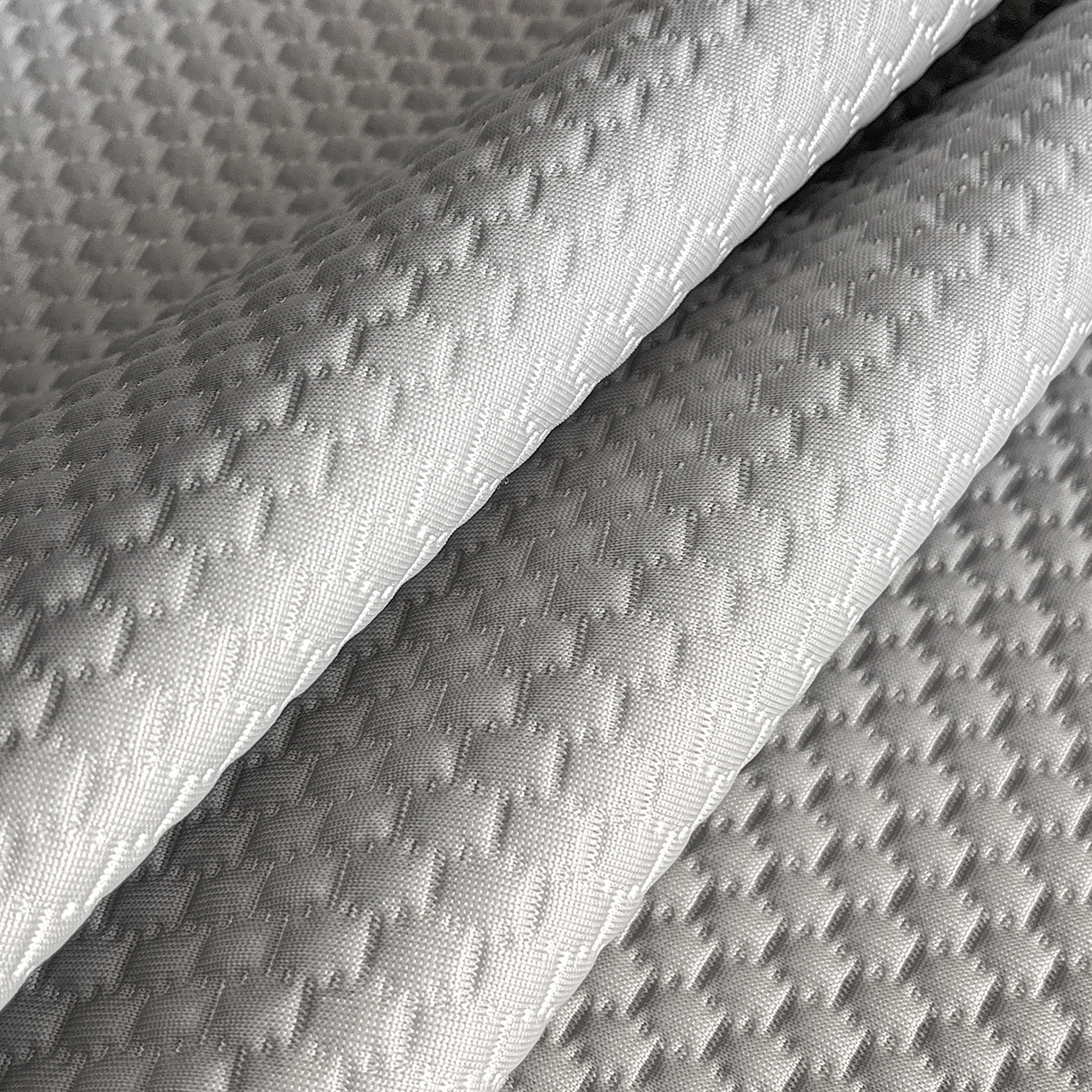 91家纺网 家纺一手货源 找家纺 奇丝雅 2026新款夏季A类真PE凉感冰豆豆凉席冰丝床单单件冰丝席家用可机洗-大床 八宝熊-灰