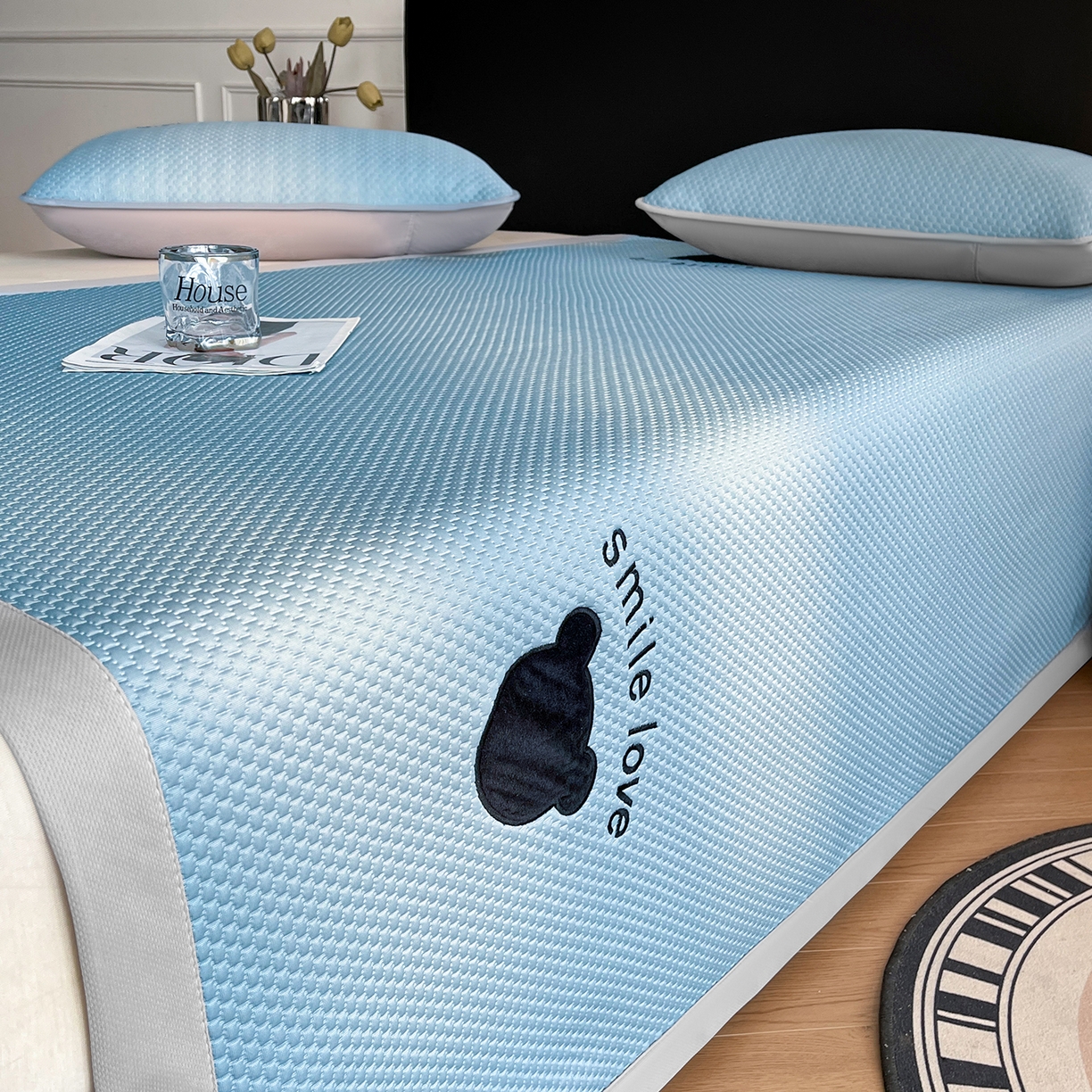 91家纺网 家纺一手货源 找家纺 奇丝雅 2026新款夏季A类真PE凉感冰豆豆凉席冰丝床单单件冰丝席家用可机洗-大床 八宝熊-蓝