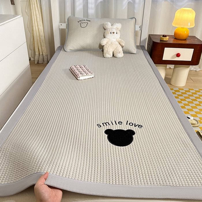 奇丝雅 2026新款夏季A类真PE凉感冰豆豆凉席冰丝床单单件冰丝席可机洗单人-学生床 八宝熊-咖