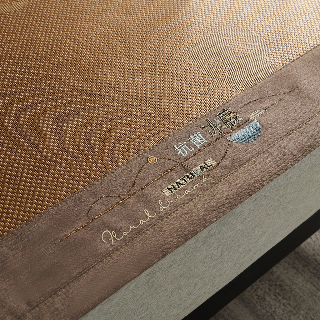 91家纺网 家纺一手货源 找家纺 青雅席业 2026新款防滑3D复合冰藤凉席三件套 冰藤-心心相印-咖