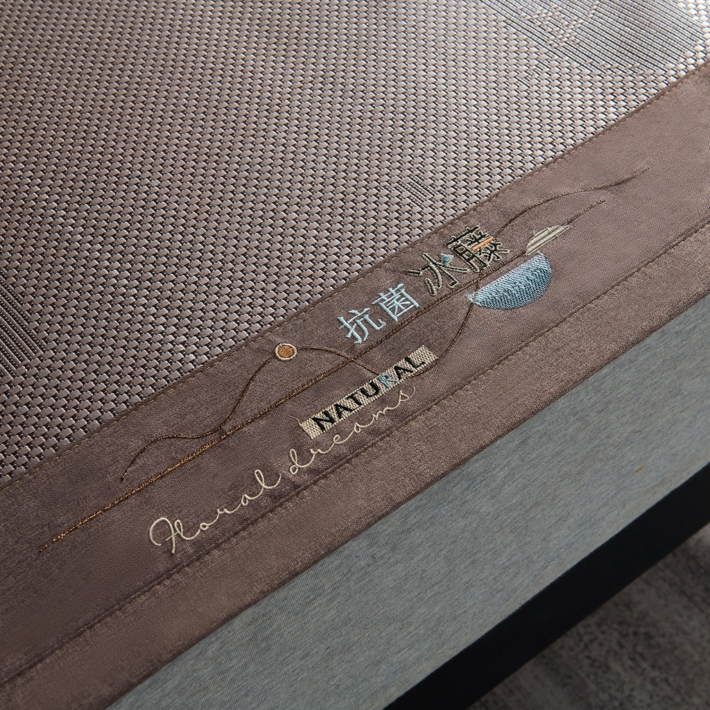 91家纺网 家纺一手货源 找家纺 青雅席业 2026新款防滑3D复合冰藤凉席三件套 冰藤-心心相印-香槟