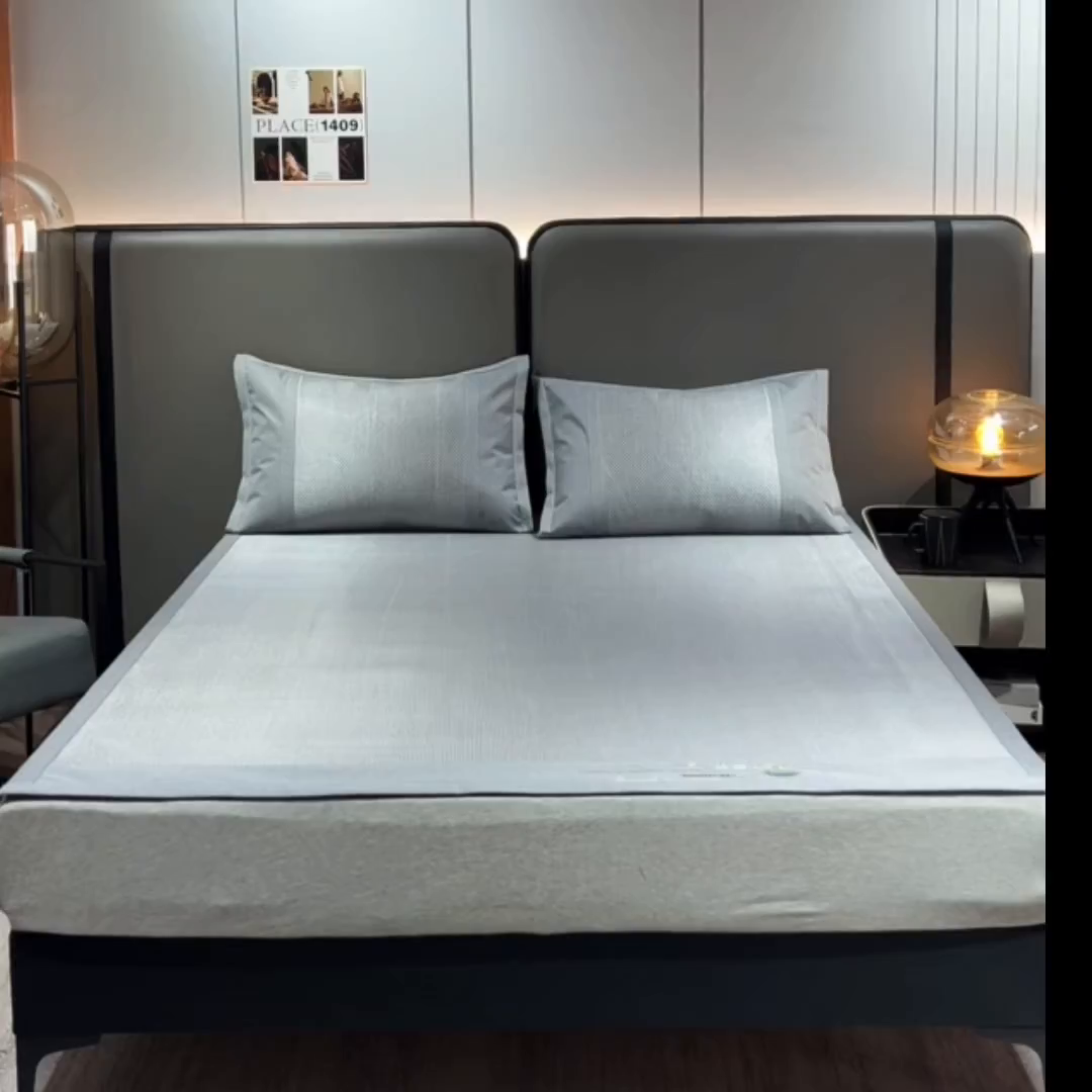 91家纺网 家纺一手货源 找家纺 青雅席业 2026新款防滑3D复合冰藤凉席三件套 冰藤-落日-灰