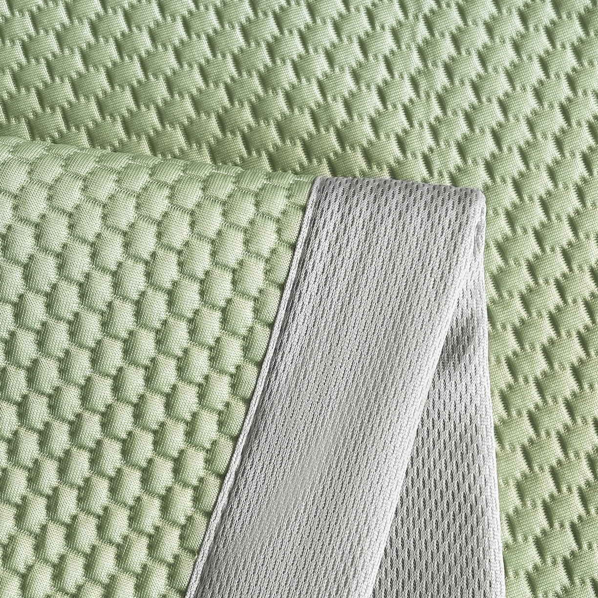 91家纺网 家纺一手货源 找家纺 奇丝雅 2026新款夏季A类真PE凉感冰豆豆凉席冰丝床单单件冰丝席可机洗单人-学生床 八宝熊-绿