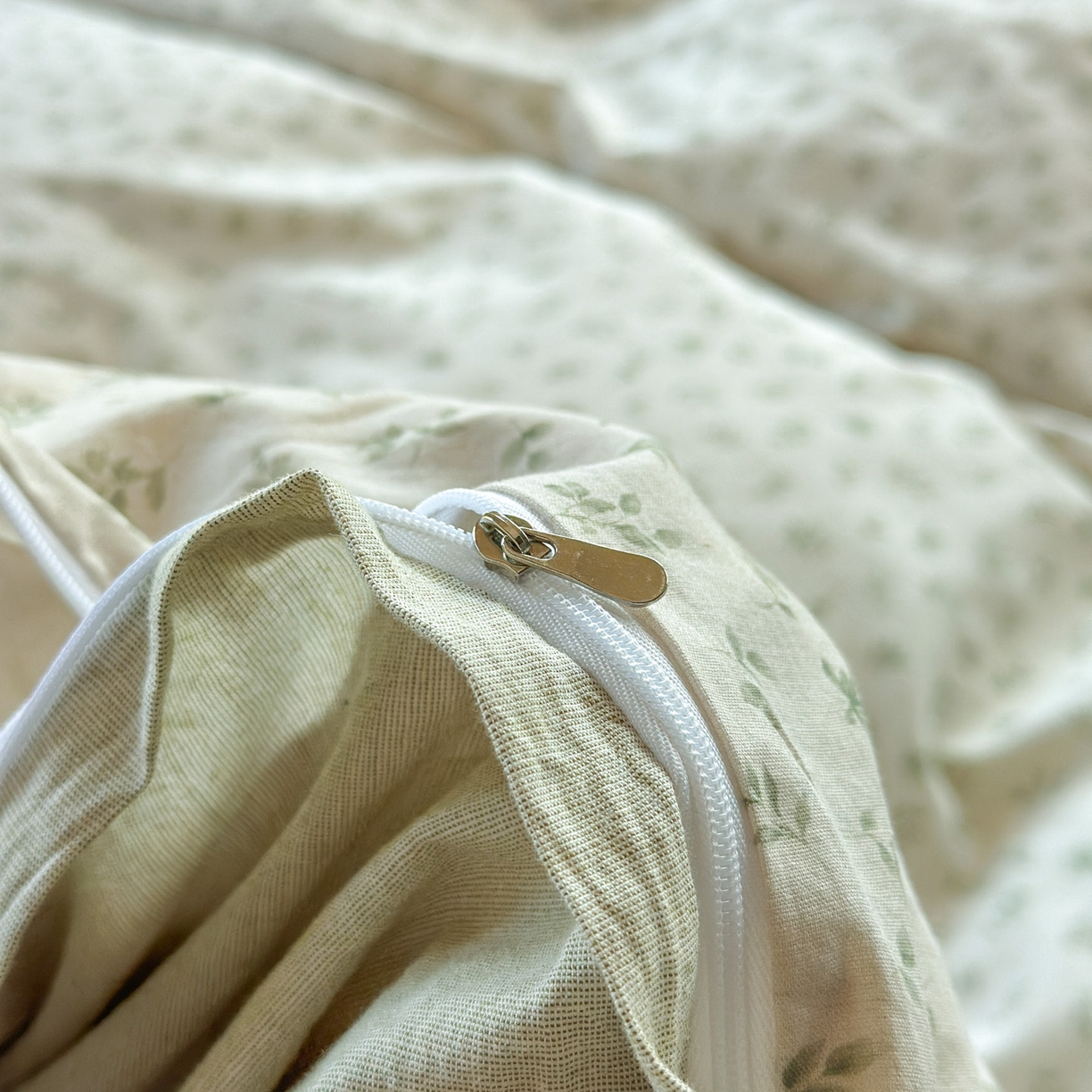 91家纺网 家纺一手货源 找家纺 田野 2026新款全棉棉麻四件套-碎花系列 清风絮语 绿