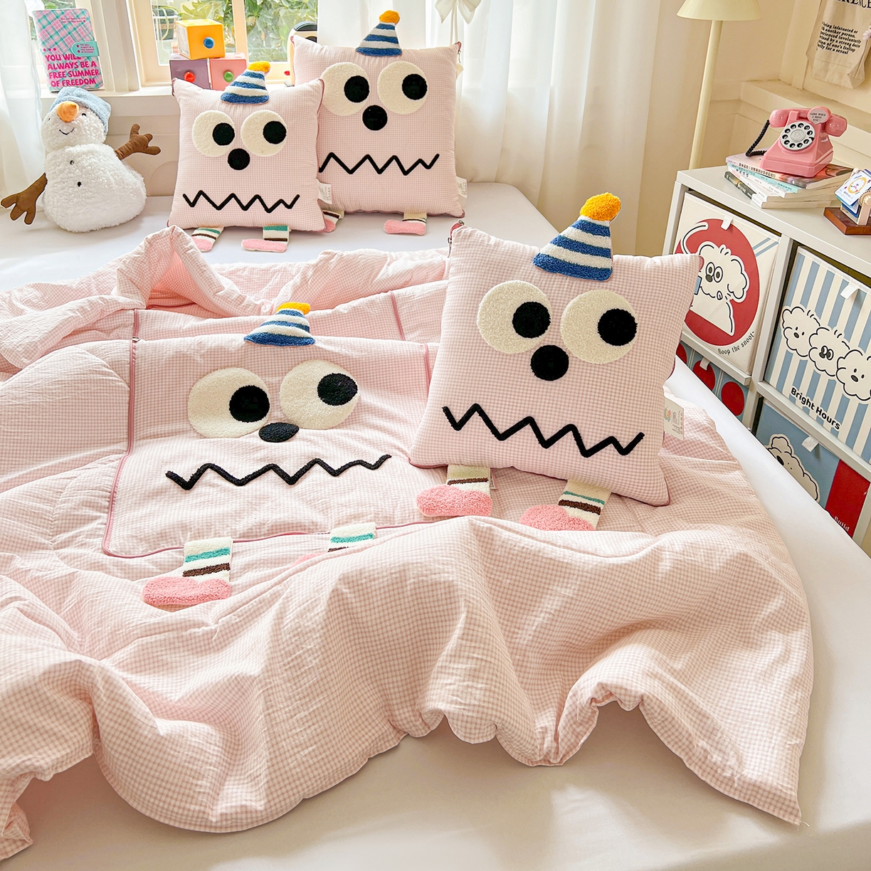 91家纺网 家纺一手货源 找家纺 （总）古本家居 2026新款四季款水洗哈吉米抱枕被