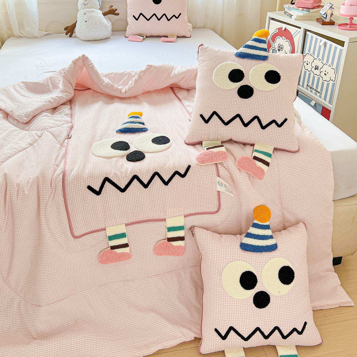 91家纺网 家纺一手货源 找家纺 （总）古本家居 2026新款四季款水洗哈吉米抱枕被