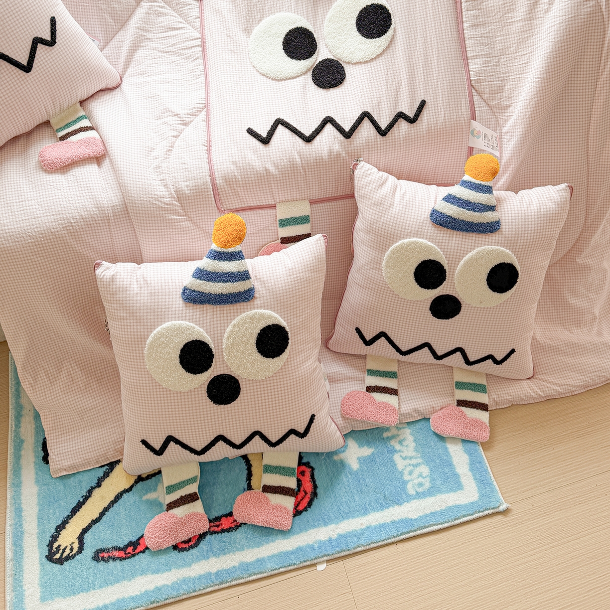 91家纺网 家纺一手货源 找家纺 （总）古本家居 2026新款四季款水洗哈吉米抱枕被