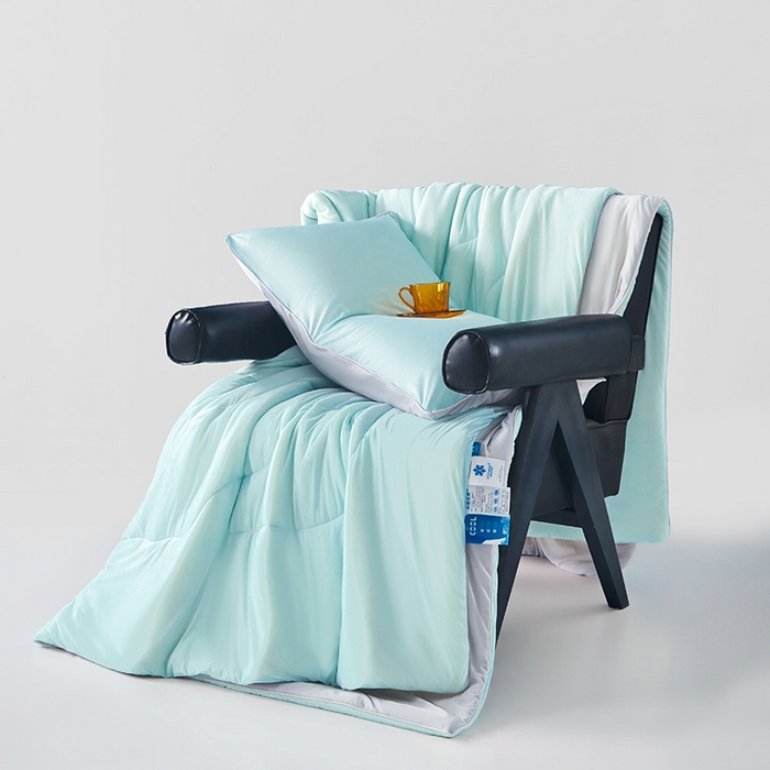 91家纺网 家纺一手货源 找家纺 沐晴家纺 2026新款A类氨纶凉感丝双拼纯色空调被大豆夏被 冰川蓝灰