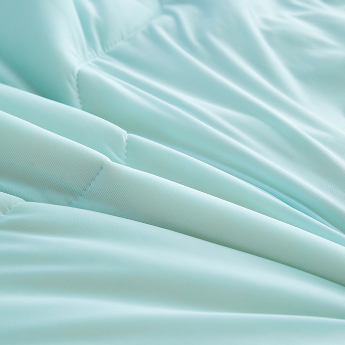 91家纺网 家纺一手货源 找家纺 沐晴家纺 2026新款A类氨纶凉感丝双拼纯色空调被大豆夏被 冰川蓝粉