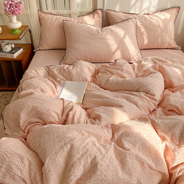 91家纺网 家纺一手货源 找家纺 仟网汇 2026新款泡泡纱三角针四件套--纯色系列 奶油粉