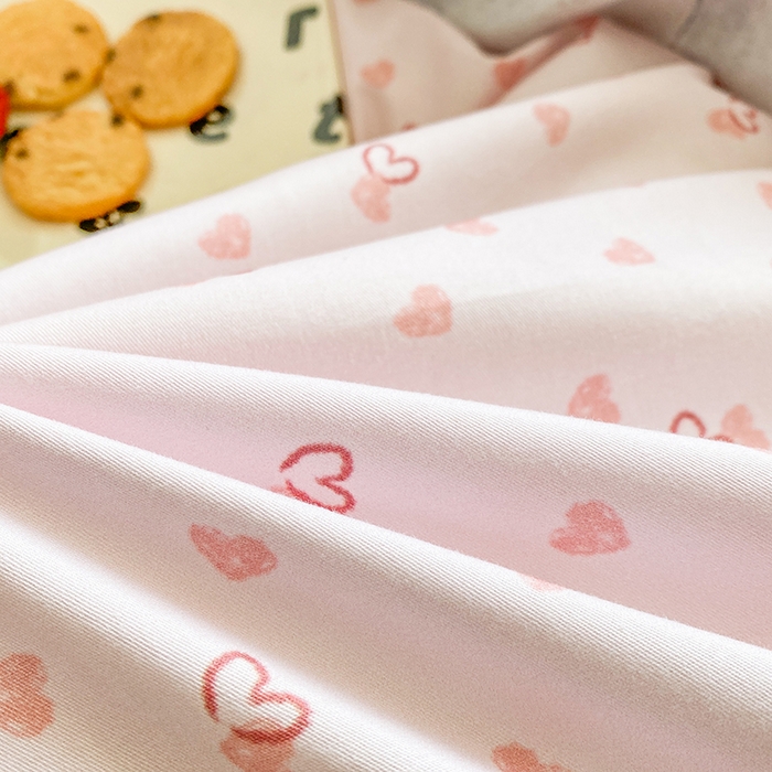 91家纺网 家纺一手货源 找家纺 眷恋家纺 2026新款全棉小清新铂金棉13376卡通三件套四件套 莫莉-粉