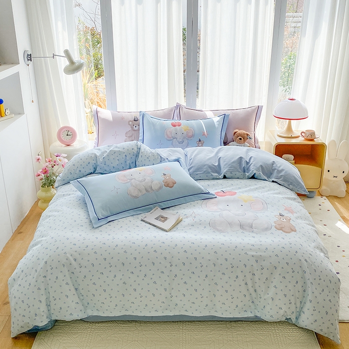 眷恋家纺 2026新款全棉小清新铂金棉13376卡通三件套四件套 莫莉-兰