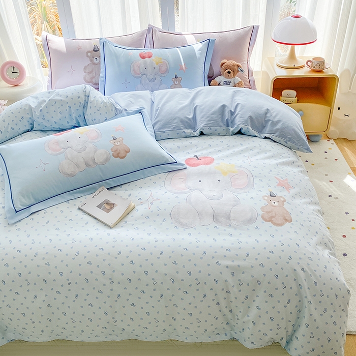 91家纺网 家纺一手货源 找家纺 眷恋家纺 2026新款全棉小清新铂金棉13376卡通三件套四件套 莫莉-兰