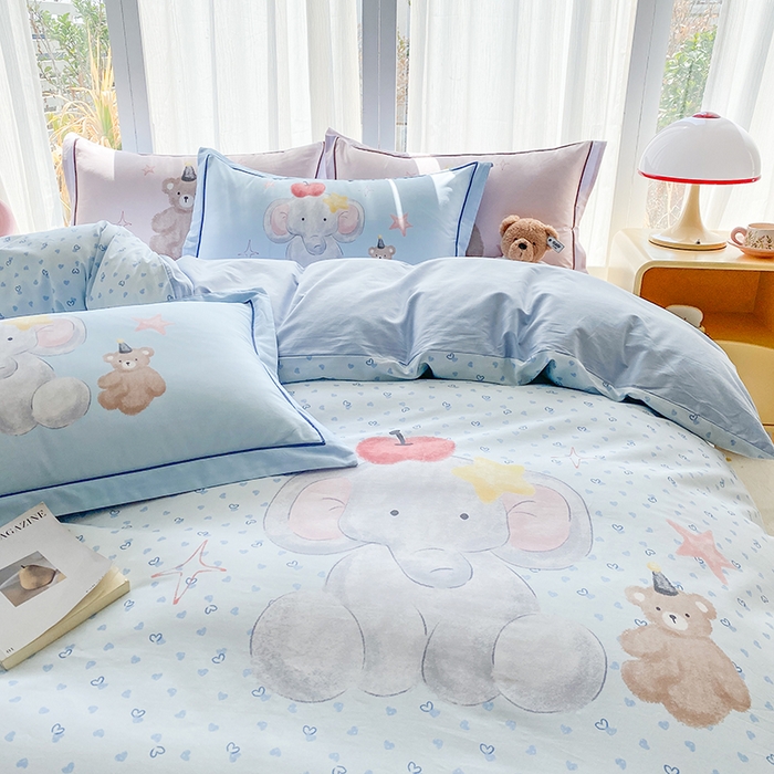 91家纺网 家纺一手货源 找家纺 眷恋家纺 2026新款全棉小清新铂金棉13376卡通三件套四件套 莫莉-兰