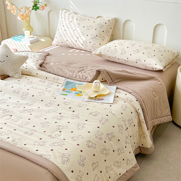 91家纺网 家纺一手货源 找家纺 爱屋及屋 2026新款小清新水洗棉棉花夏被夏凉被空调被 小熊博士