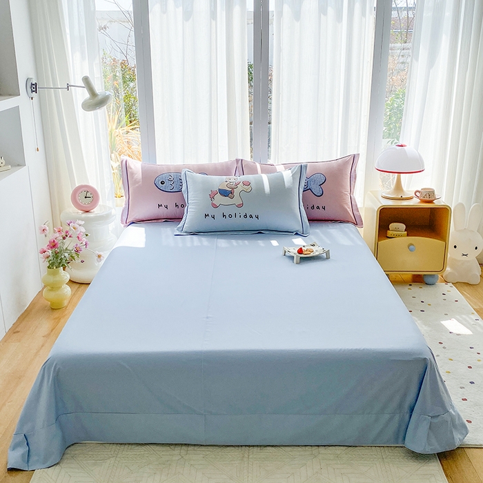 91家纺网 家纺一手货源 找家纺 眷恋家纺 2026新款全棉小清新铂金棉13376卡通三件套四件套 花与寻-灰