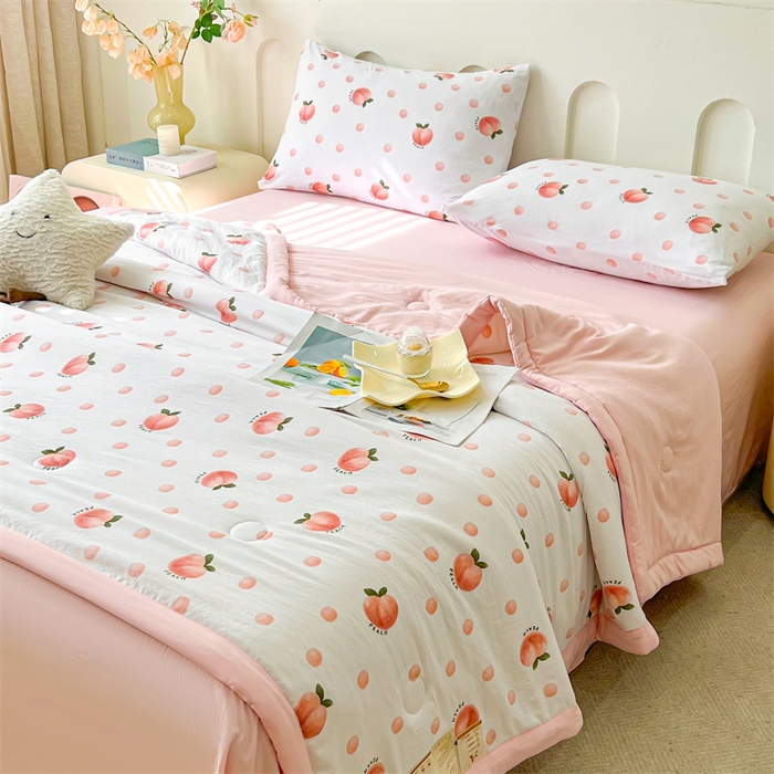 91家纺网 家纺一手货源 找家纺 爱屋及屋 2026新款小清新水洗棉棉花夏被夏凉被空调被 元气桃桃