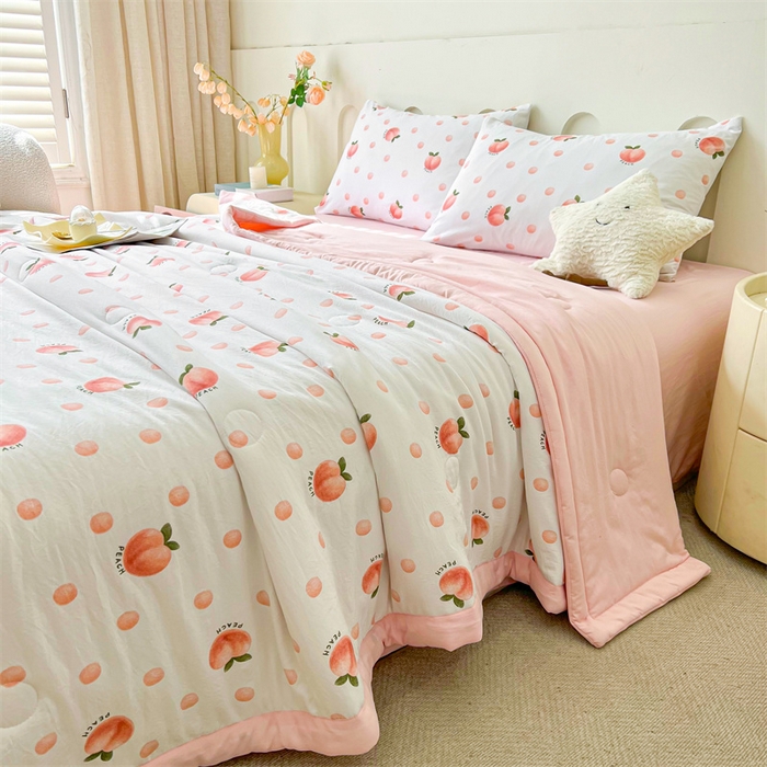 91家纺网 家纺一手货源 找家纺 爱屋及屋 2026新款小清新水洗棉棉花夏被夏凉被空调被 元气桃桃