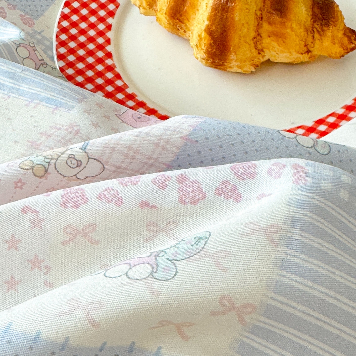 91家纺网 家纺一手货源 找家纺 RYB红黄兰 2026新款ins风全棉卡通纯棉三件套四件套 蝴蝶喵喵