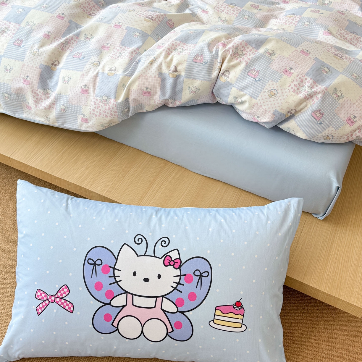 91家纺网 家纺一手货源 找家纺 RYB红黄兰 2026新款ins风全棉卡通纯棉三件套四件套 蝴蝶喵喵