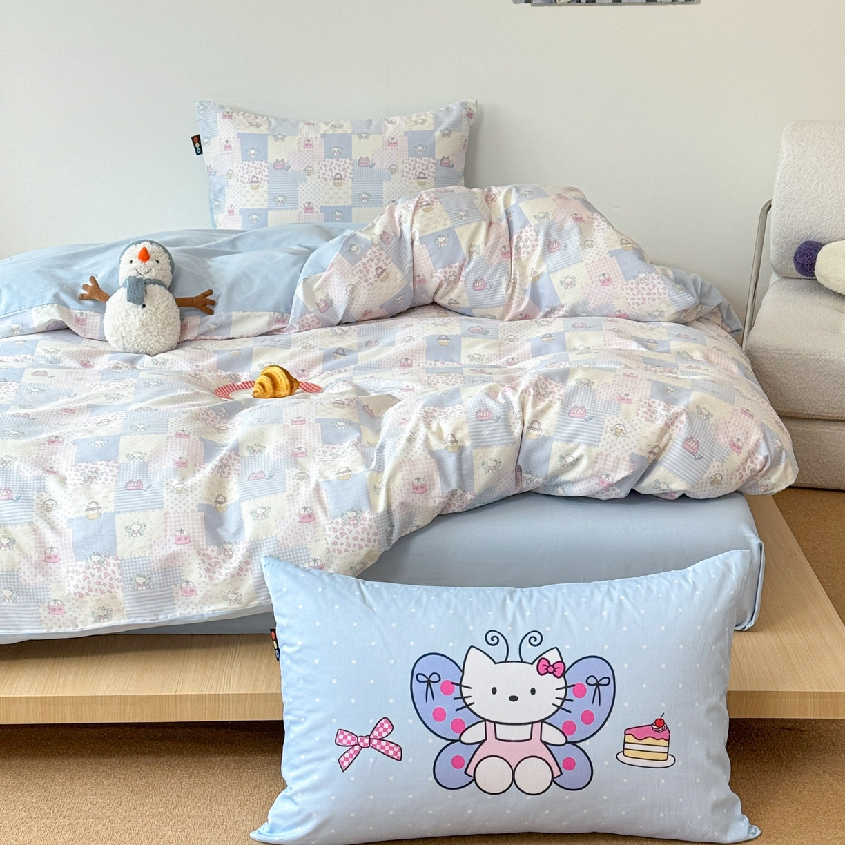 91家纺网 家纺一手货源 找家纺 RYB红黄兰 2026新款ins风全棉卡通纯棉三件套四件套 蝴蝶喵喵