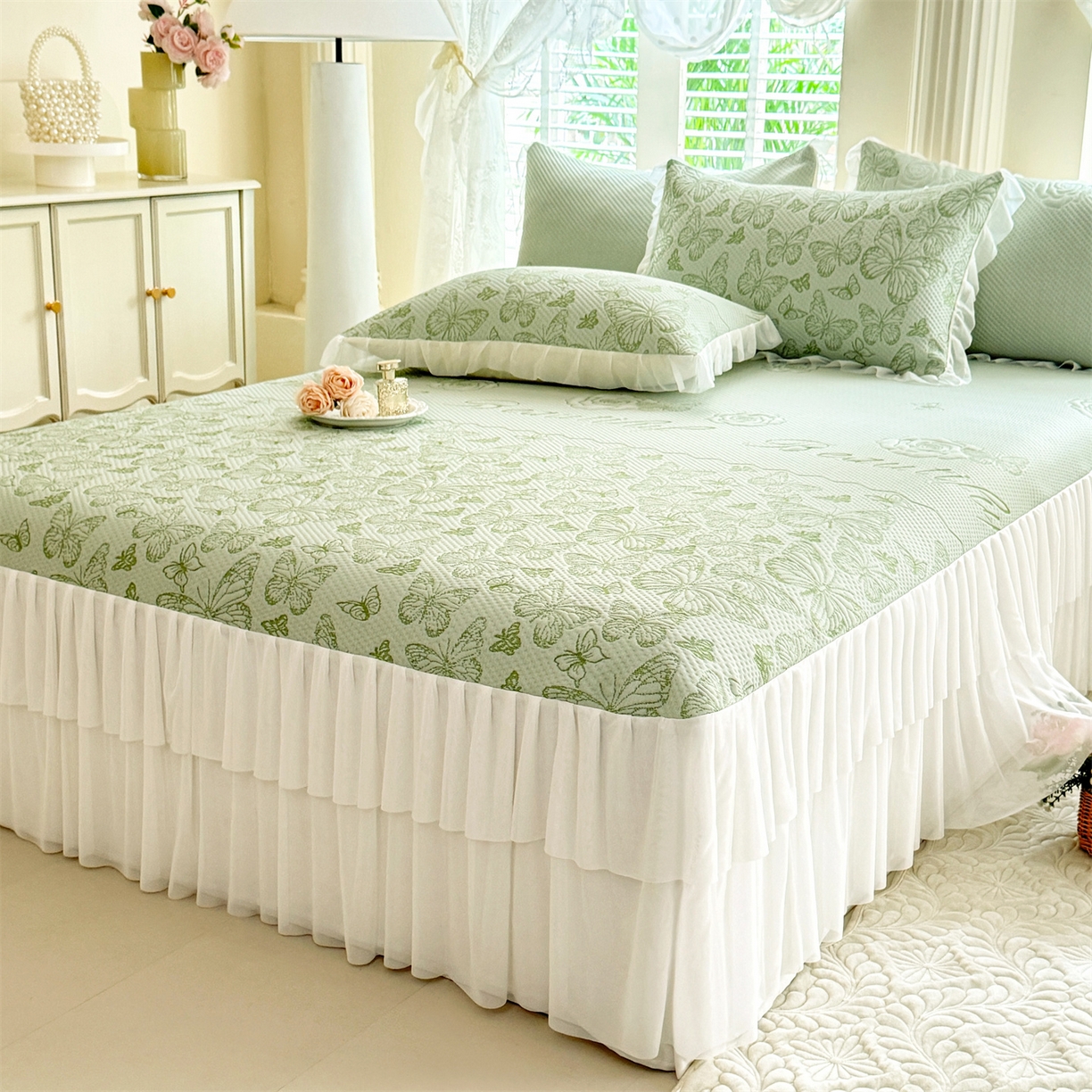 91家纺网 家纺一手货源 找家纺 绒棉世家 2026新款A类凉感豆豆席三件套床裙款软席子 蝶舞-清新绿