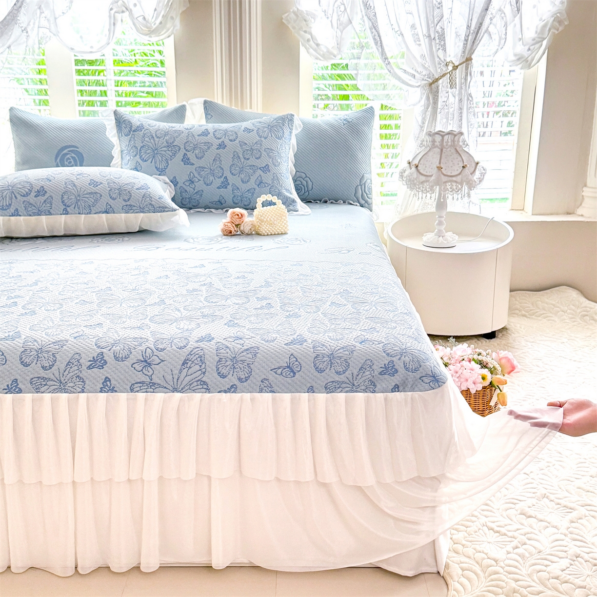 91家纺网 家纺一手货源 找家纺 绒棉世家 2026新款A类凉感豆豆席三件套床裙款软席子 蝶舞-天蓝