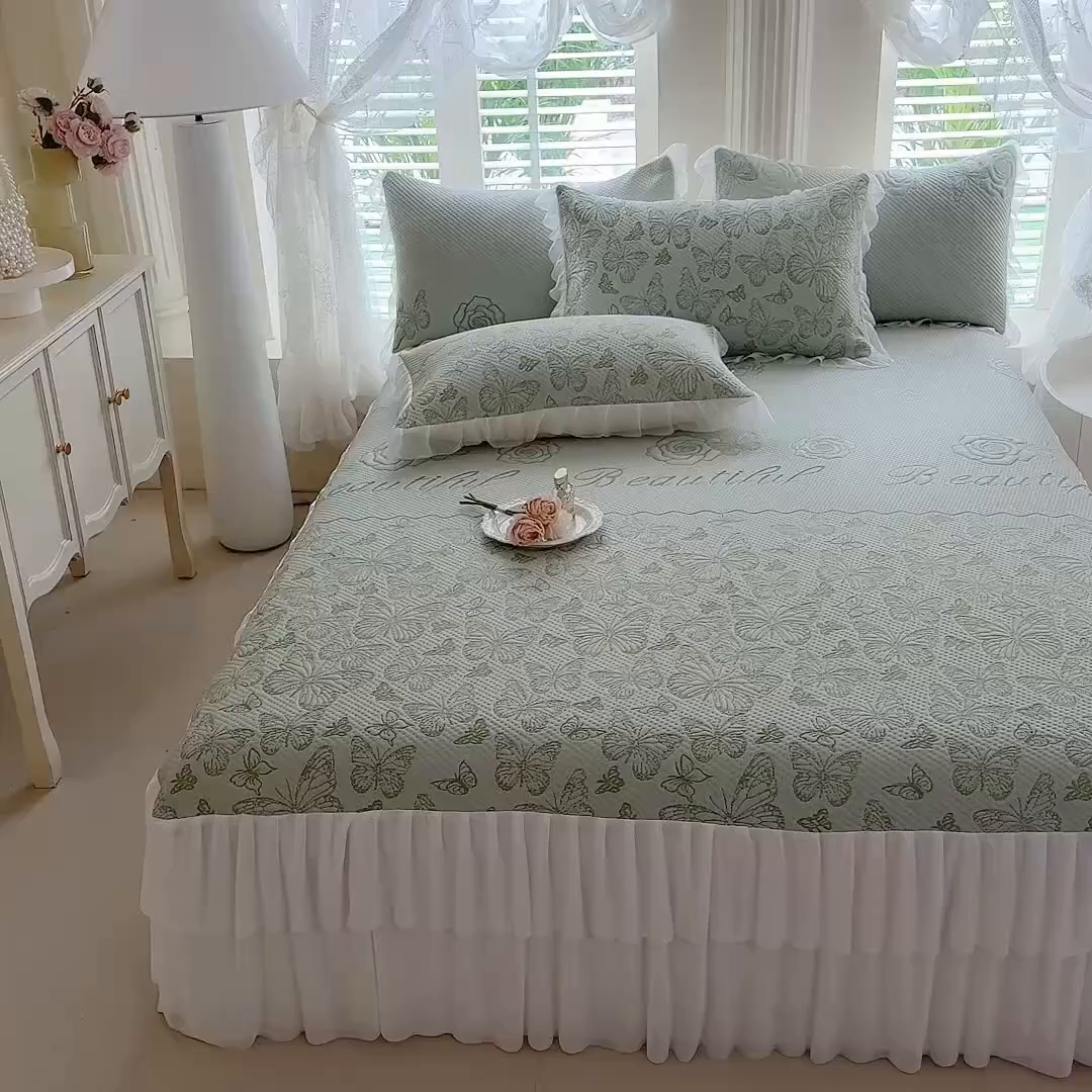 91家纺网 家纺一手货源 找家纺 绒棉世家 2026新款A类凉感豆豆席三件套床裙款软席子 蝶舞-清新绿