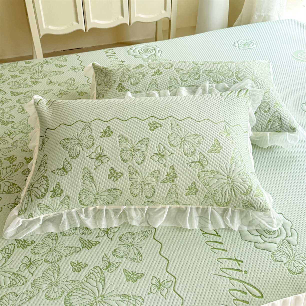 91家纺网 家纺一手货源 找家纺 （总）绒棉世家 2026新款A类凉感豆豆席三件套床裙款软席子