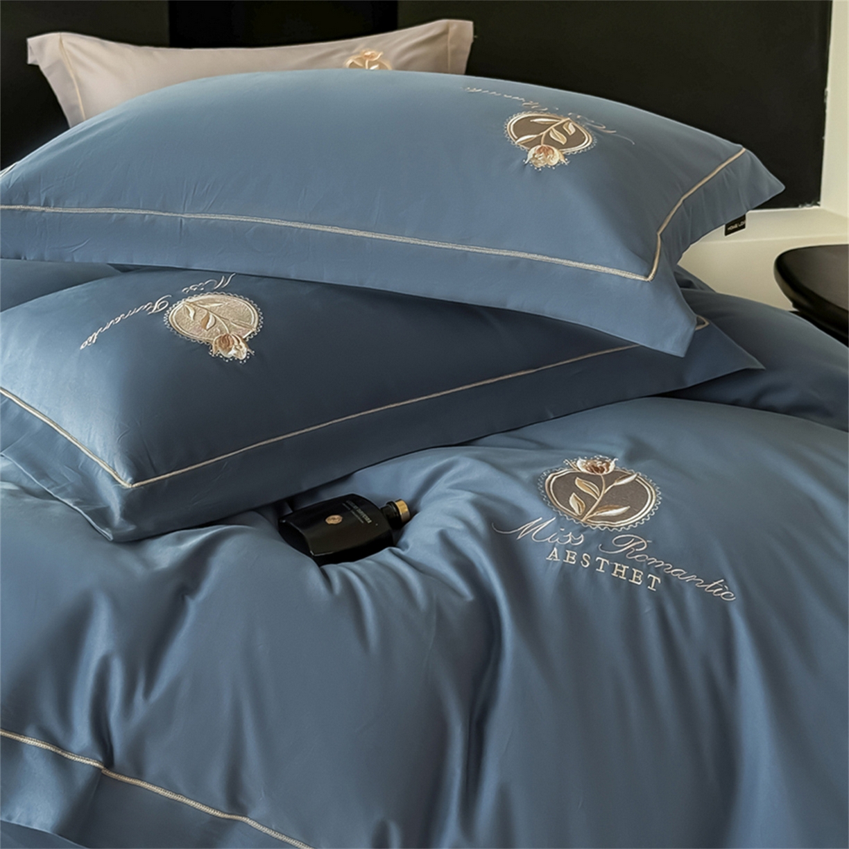 91家纺网 家纺一手货源 找家纺 （总）芯丝路家纺 2026春夏新款全棉磨毛工艺款四件套-花影