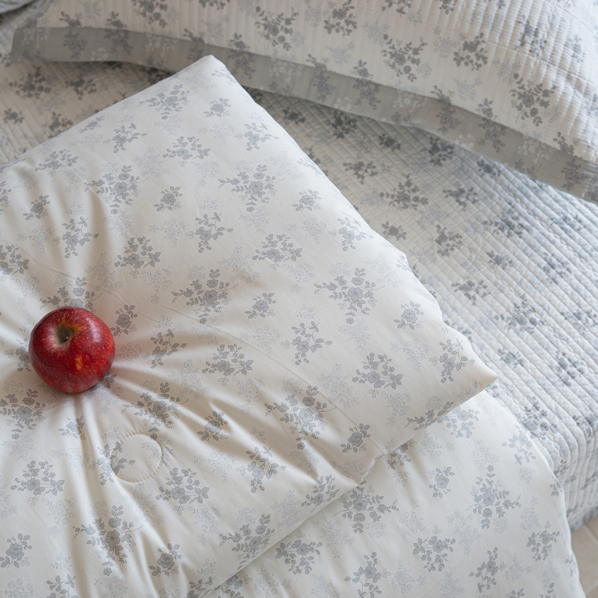 91家纺网 家纺一手货源 找家纺 （总）床盖工厂店 2026新款双面全棉填充大豆棉春秋被夏被子被芯