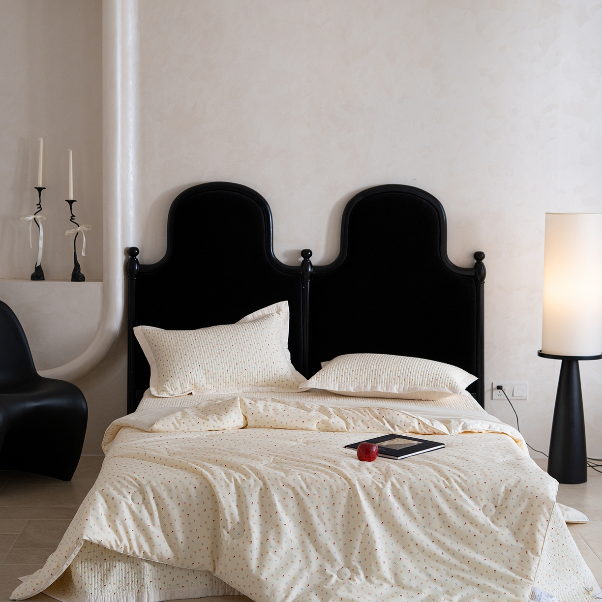 91家纺网 家纺一手货源 找家纺 床盖工厂店 2026新款双面全棉填充大豆棉春秋被夏被子被芯 奶昔