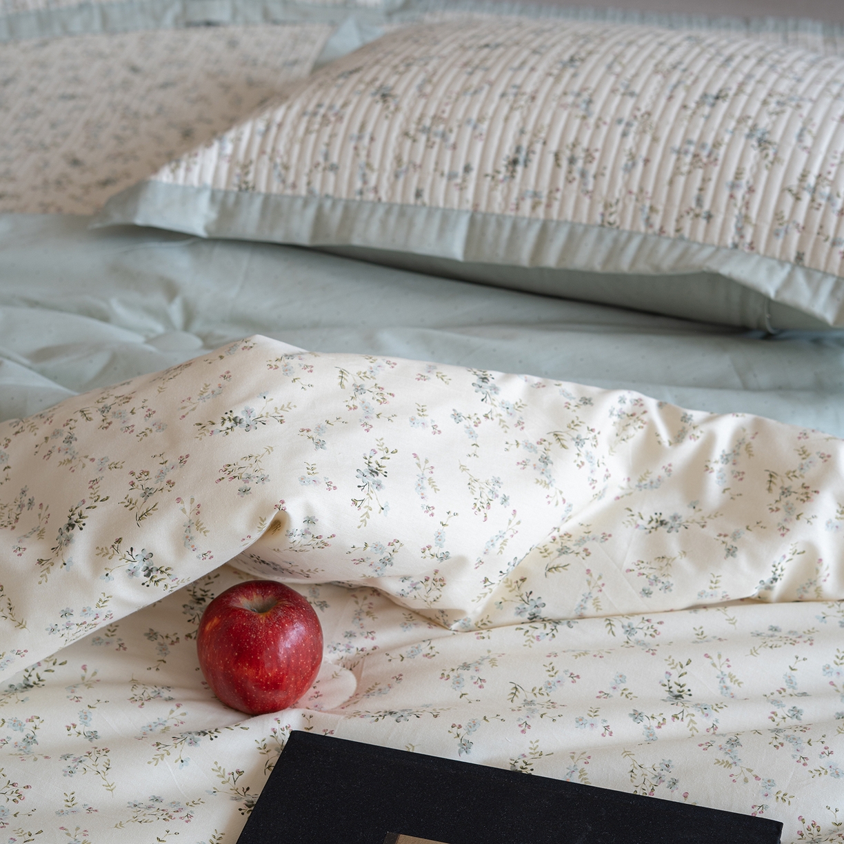 91家纺网 家纺一手货源 找家纺 床盖工厂店 2026新款双面全棉填充大豆棉春秋被夏被子被芯 暮色