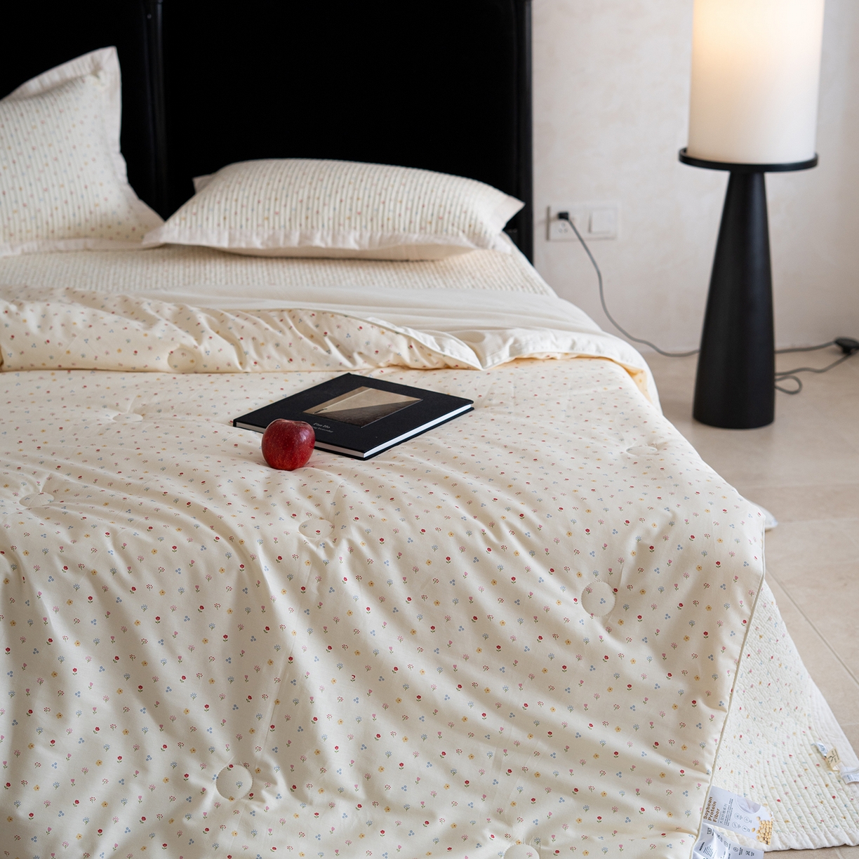 91家纺网 家纺一手货源 找家纺 床盖工厂店 2026新款双面全棉填充大豆棉春秋被夏被子被芯 奶昔