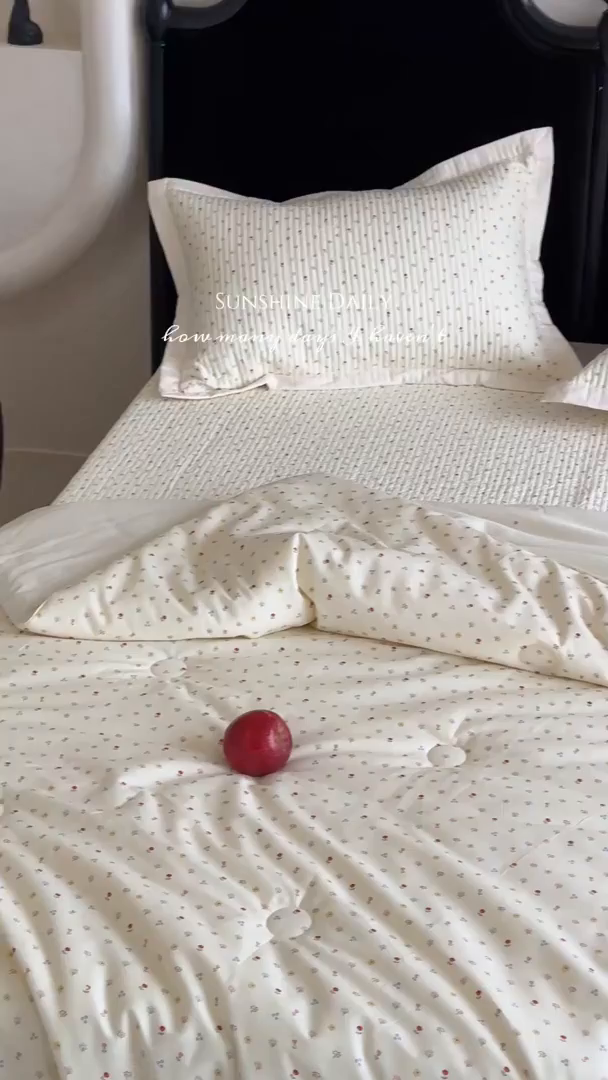 91家纺网 家纺一手货源 找家纺 床盖工厂店 2026新款双面全棉填充大豆棉春秋被夏被子被芯 奶昔